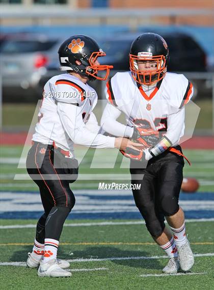 Thumbnail 1 in Darien vs. Ridgefield (CIAC Class LL Final) photogallery.