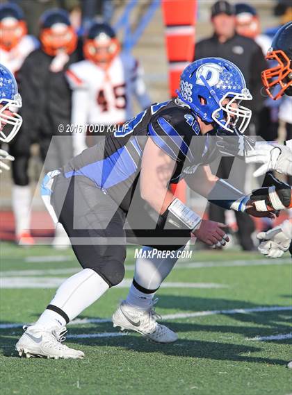 Thumbnail 3 in Darien vs. Ridgefield (CIAC Class LL Final) photogallery.