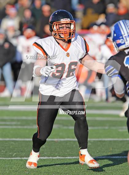 Thumbnail 2 in Darien vs. Ridgefield (CIAC Class LL Final) photogallery.