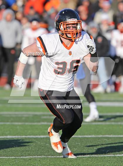 Thumbnail 3 in Darien vs. Ridgefield (CIAC Class LL Final) photogallery.