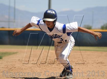 Thumbnail 1 in Buena @ Sunnyside photogallery.