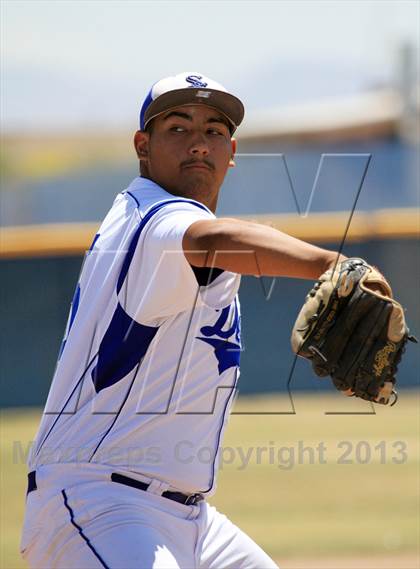 Thumbnail 2 in Buena @ Sunnyside photogallery.