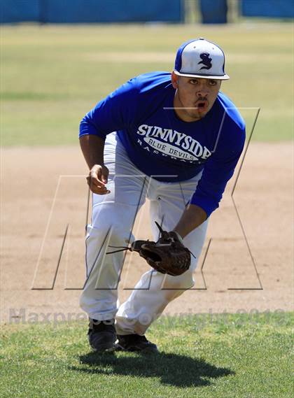 Thumbnail 1 in Buena @ Sunnyside photogallery.