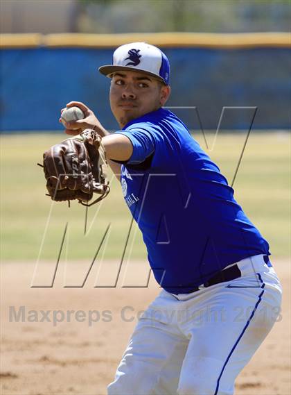 Thumbnail 2 in Buena @ Sunnyside photogallery.