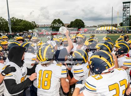 Thumbnail 1 in Belleville vs. Clarkston photogallery.