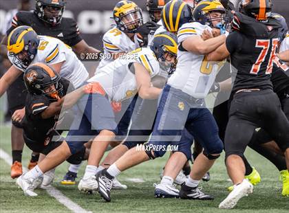 Thumbnail 1 in Belleville vs. Clarkston photogallery.