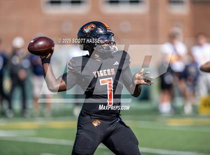 Thumbnail 1 in Belleville vs. Clarkston photogallery.
