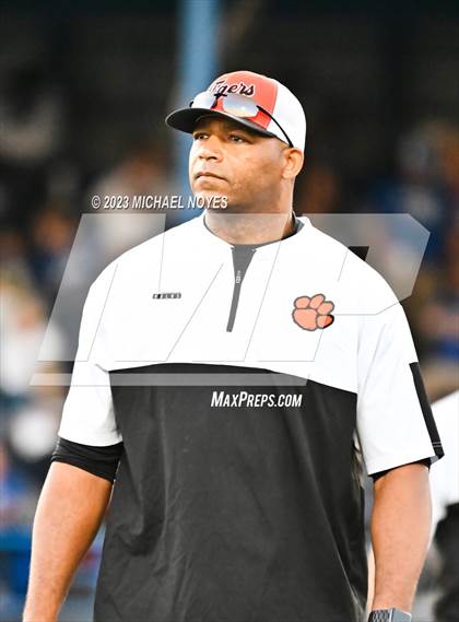 Thumbnail 2 in Lawrenceburg @ Batesville (IHSAA 3A Sectional Semifinal)  photogallery.