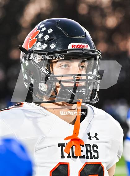 Thumbnail 2 in Lawrenceburg @ Batesville (IHSAA 3A Sectional Semifinal)  photogallery.