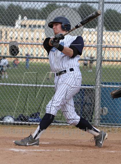 Thumbnail 2 in Shawnee vs Timber Creek Regional photogallery.