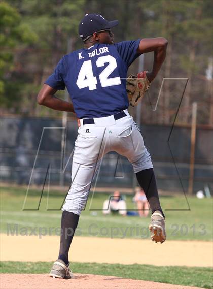 Thumbnail 3 in Shawnee vs Timber Creek Regional photogallery.