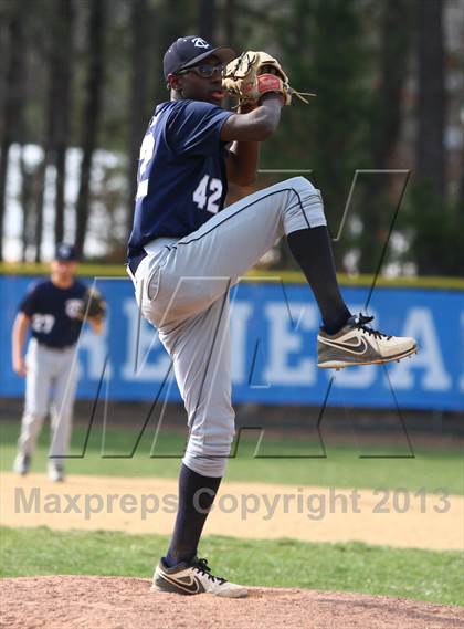 Thumbnail 3 in Shawnee vs Timber Creek Regional photogallery.