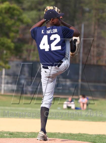 Thumbnail 3 in Shawnee vs Timber Creek Regional photogallery.