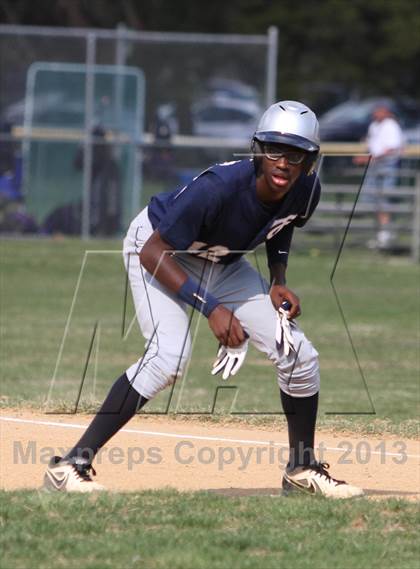 Thumbnail 2 in Shawnee vs Timber Creek Regional photogallery.