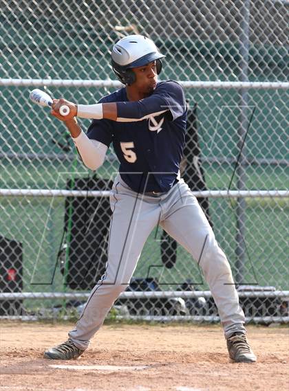 Thumbnail 1 in Shawnee vs Timber Creek Regional photogallery.