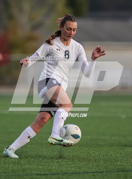 Thumbnail 3 in Bishop Kelly vs Twin Falls (IHSAA 4A State Final )  photogallery.