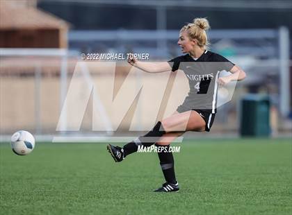 Thumbnail 3 in Bishop Kelly vs Twin Falls (IHSAA 4A State Final )  photogallery.