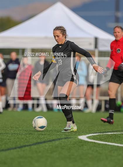 Thumbnail 3 in Bishop Kelly vs Twin Falls (IHSAA 4A State Final )  photogallery.