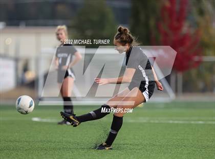 Thumbnail 3 in Bishop Kelly vs Twin Falls (IHSAA 4A State Final )  photogallery.
