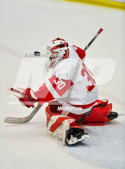 Thumbnail 2 in Victor vs. Penfield (NYSPHAA Section 5 Class A Final) photogallery.