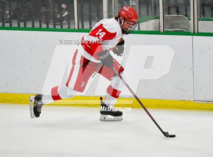 Thumbnail 3 in Victor vs. Penfield (NYSPHAA Section 5 Class A Final) photogallery.