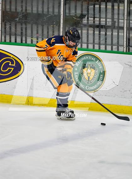 Thumbnail 2 in Victor vs. Penfield (NYSPHAA Section 5 Class A Final) photogallery.