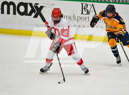 Thumbnail 2 in Victor vs. Penfield (NYSPHAA Section 5 Class A Final) photogallery.