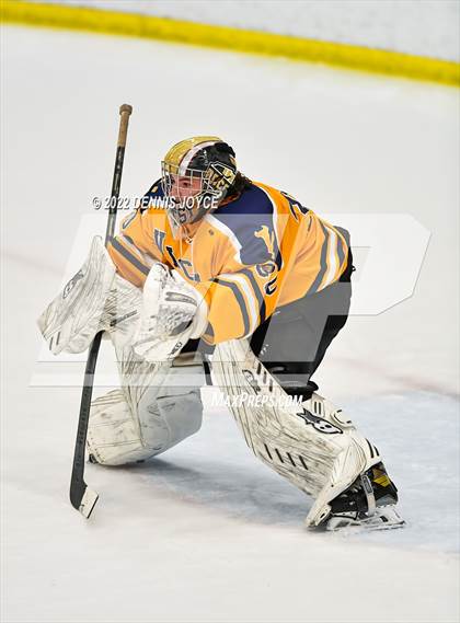 Thumbnail 1 in Victor vs. Penfield (NYSPHAA Section 5 Class A Final) photogallery.