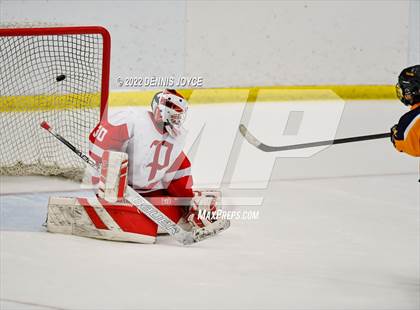 Thumbnail 3 in Victor vs. Penfield (NYSPHAA Section 5 Class A Final) photogallery.