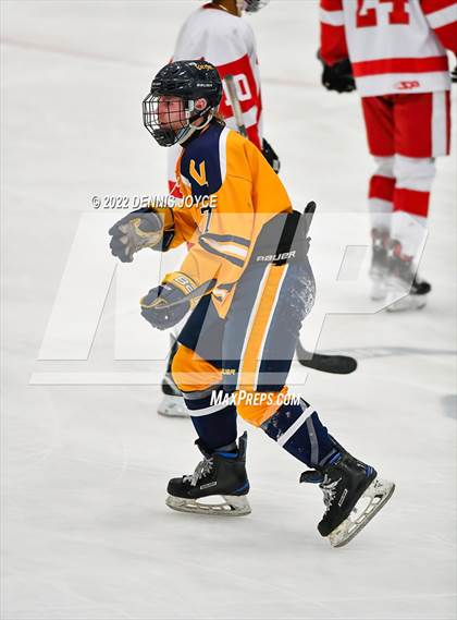 Thumbnail 1 in Victor vs. Penfield (NYSPHAA Section 5 Class A Final) photogallery.