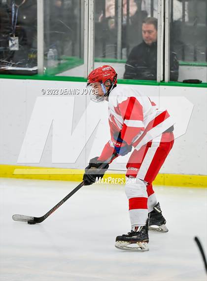 Thumbnail 2 in Victor vs. Penfield (NYSPHAA Section 5 Class A Final) photogallery.