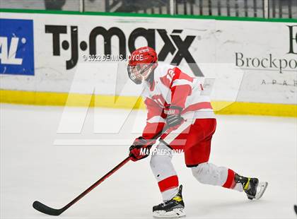 Thumbnail 1 in Victor vs. Penfield (NYSPHAA Section 5 Class A Final) photogallery.