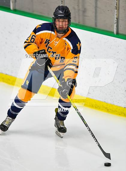 Thumbnail 1 in Victor vs. Penfield (NYSPHAA Section 5 Class A Final) photogallery.