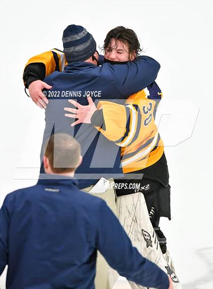 Thumbnail 1 in Victor vs. Penfield (NYSPHAA Section 5 Class A Final) photogallery.