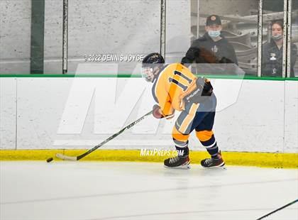 Thumbnail 3 in Victor vs. Penfield (NYSPHAA Section 5 Class A Final) photogallery.