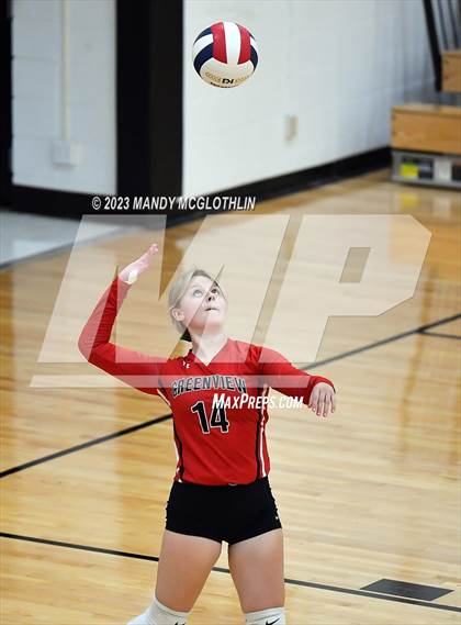 Thumbnail 3 in Greenview @ Illini Bluffs photogallery.