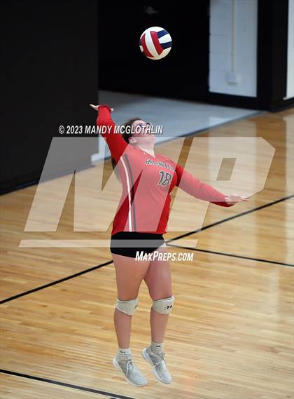 Thumbnail 1 in Greenview @ Illini Bluffs photogallery.