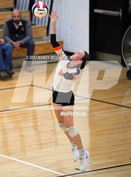Thumbnail 3 in Greenview @ Illini Bluffs photogallery.