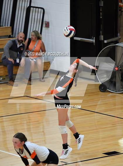 Thumbnail 3 in Greenview @ Illini Bluffs photogallery.