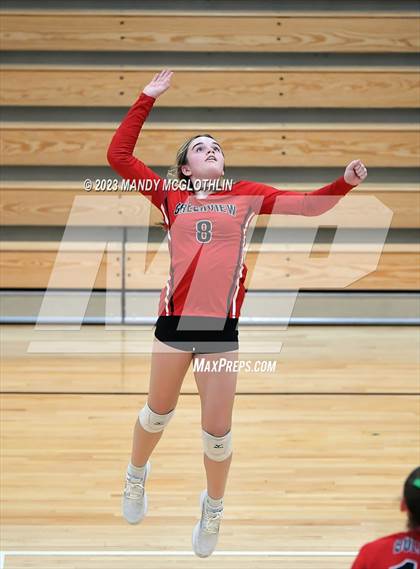 Thumbnail 2 in Greenview @ Illini Bluffs photogallery.