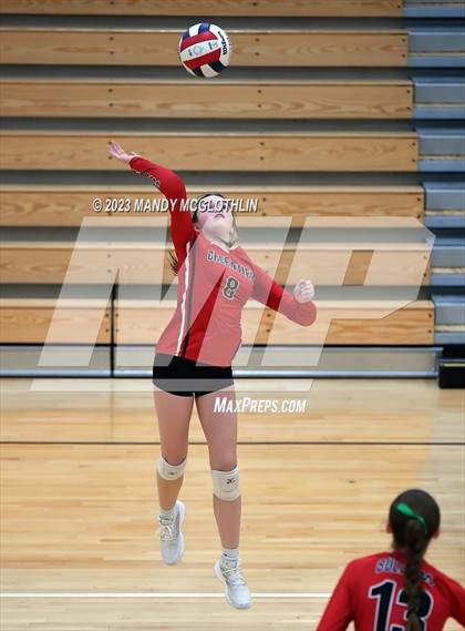 Thumbnail 3 in Greenview @ Illini Bluffs photogallery.