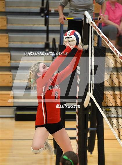 Thumbnail 1 in Greenview @ Illini Bluffs photogallery.