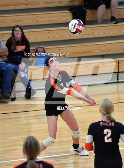 Thumbnail 3 in Greenview @ Illini Bluffs photogallery.
