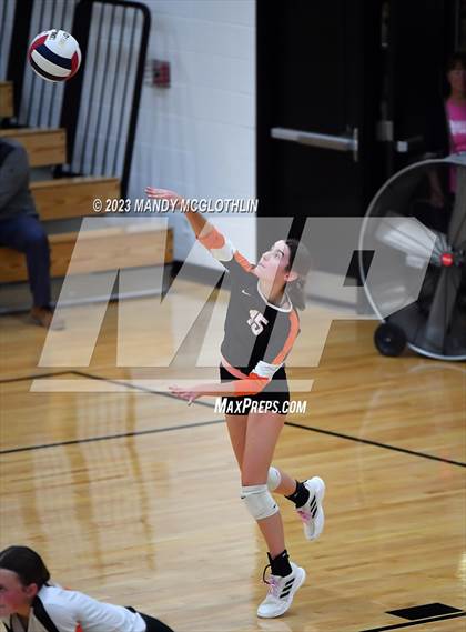 Thumbnail 1 in Greenview @ Illini Bluffs photogallery.