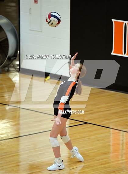 Thumbnail 1 in Greenview @ Illini Bluffs photogallery.