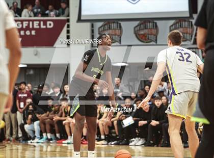 Thumbnail 2 in Montverde Academy vs. Prolific Prep (Spalding Hoophall Classic) photogallery.