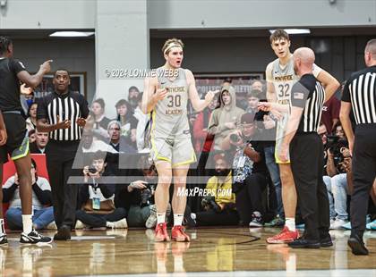 Thumbnail 2 in Montverde Academy vs. Prolific Prep (Spalding Hoophall Classic) photogallery.