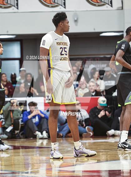 Thumbnail 1 in Montverde Academy vs. Prolific Prep (Spalding Hoophall Classic) photogallery.