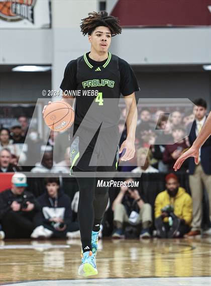 Thumbnail 2 in Montverde Academy vs. Prolific Prep (Spalding Hoophall Classic) photogallery.