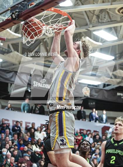 Thumbnail 3 in Montverde Academy vs. Prolific Prep (Spalding Hoophall Classic) photogallery.